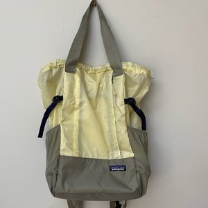 Patagonia lightweight travel tote